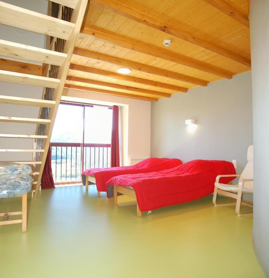 Gite Du Haut Cantal - Appartements Meubles Avec Kitchenette Et Chambres Sans Kitchenette Condat  Zewnętrze zdjęcie