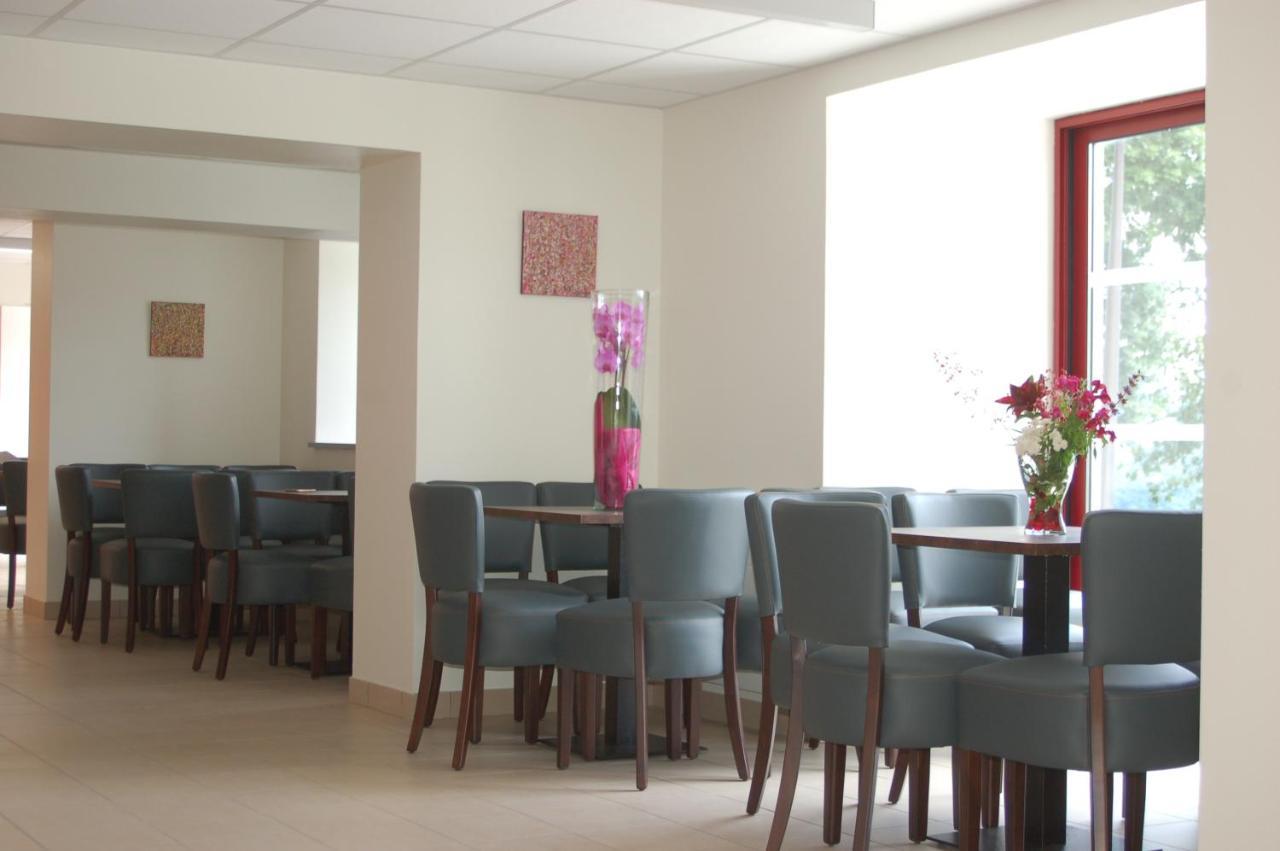 Gite Du Haut Cantal - Appartements Meubles Avec Kitchenette Et Chambres Sans Kitchenette Condat  Zewnętrze zdjęcie